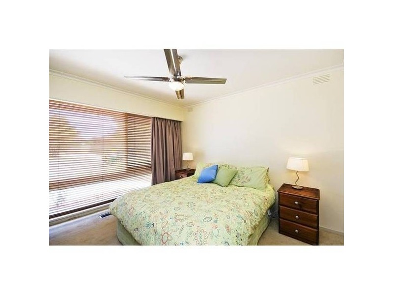 27 Sinns Avenue, Werribee VIC 3030