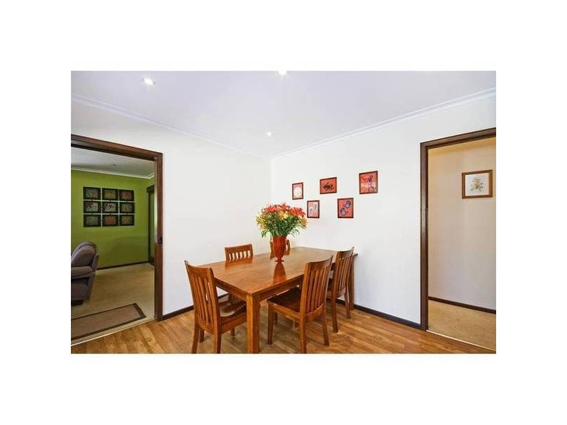 27 Sinns Avenue, Werribee VIC 3030