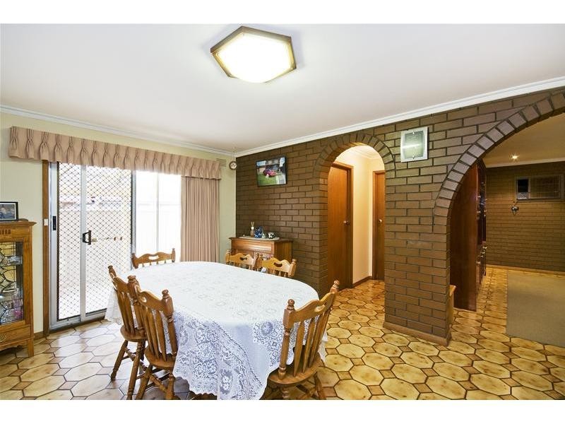 75 Greaves Street, Werribee VIC 3030