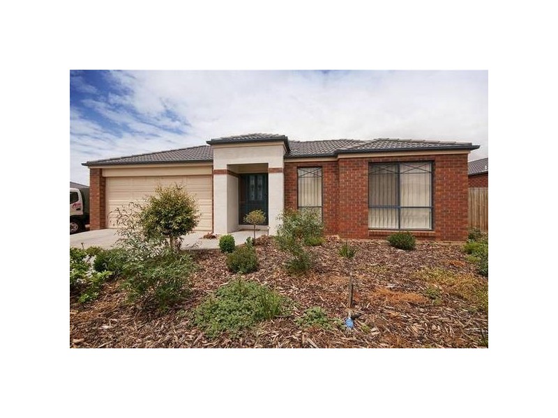 13 Blossom Lane, Werribee VIC 3030