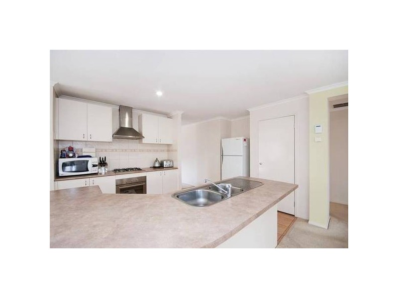13 Blossom Lane, Werribee VIC 3030