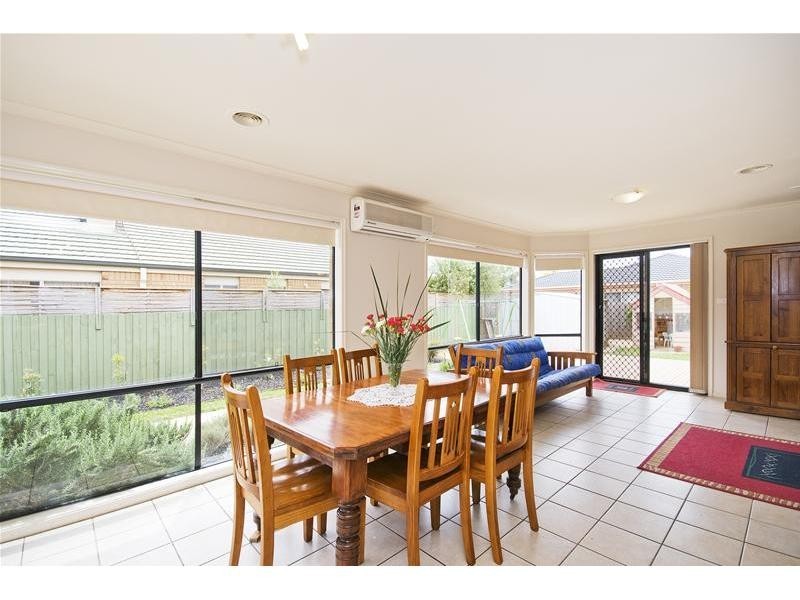 12 Conquest Drive, Werribee VIC 3030