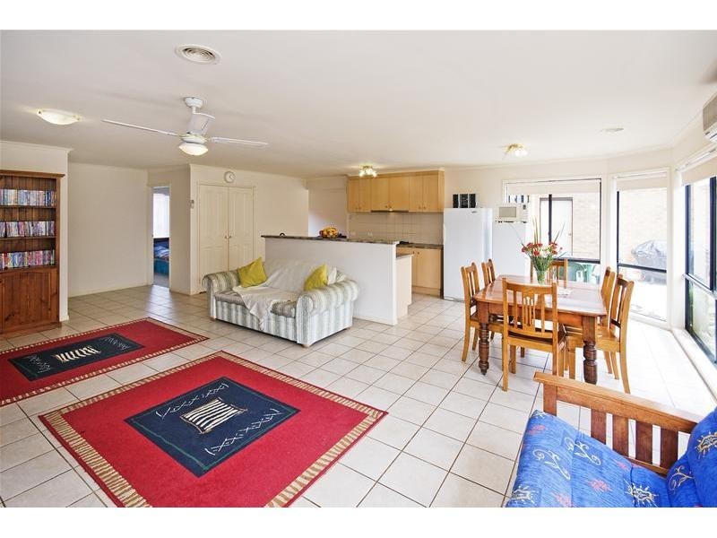 12 Conquest Drive, Werribee VIC 3030