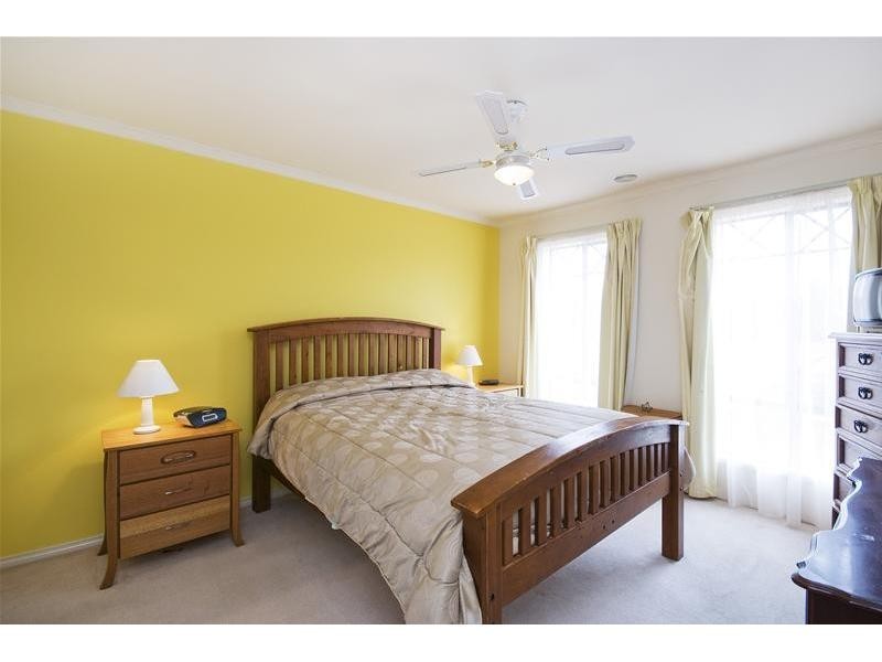 12 Conquest Drive, Werribee VIC 3030