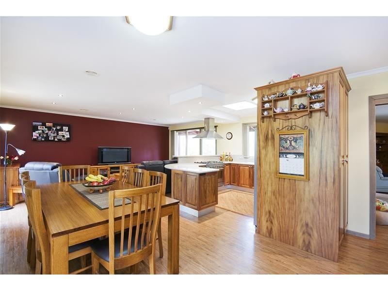 90 Hogans Road, Hoppers Crossing VIC 3029