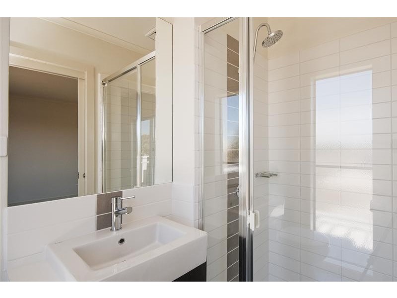 6 Picton Lane, Point Cook VIC 3030