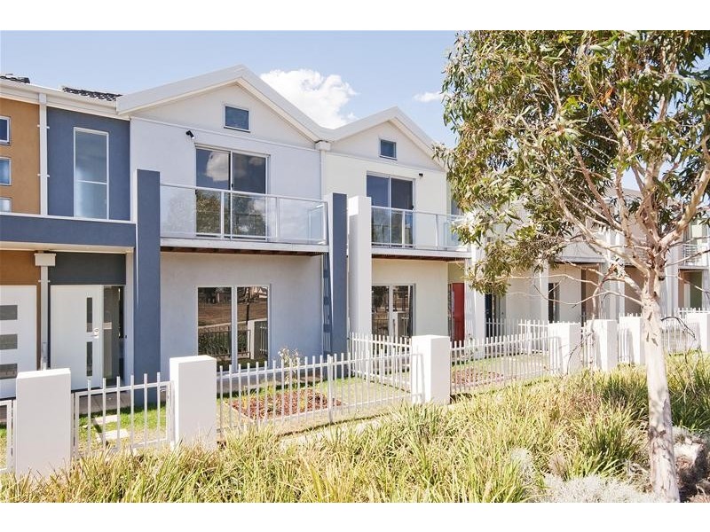 6 Picton Lane, Point Cook VIC 3030