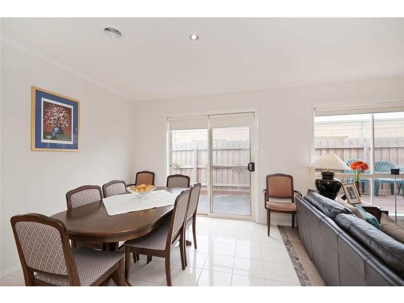 3/10 Governor Close, Tarneit VIC 3029