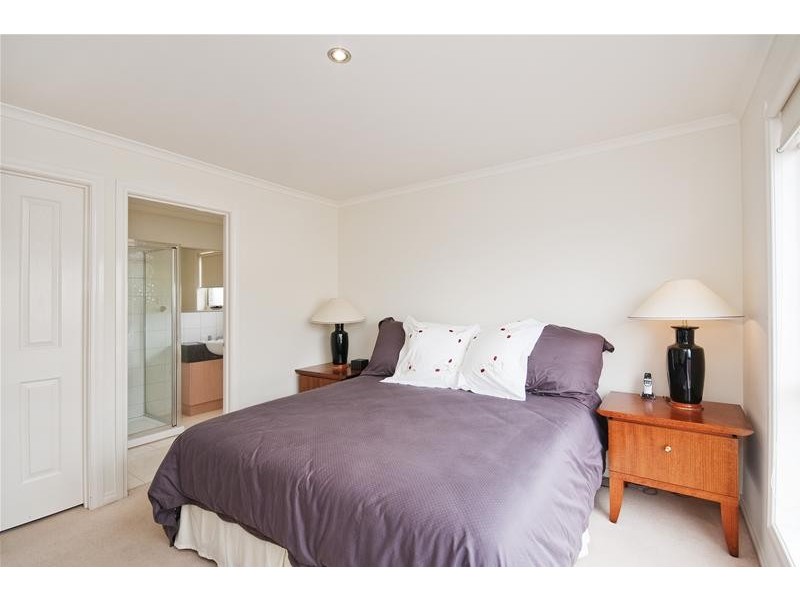 3/10 Governor Close, Tarneit VIC 3029