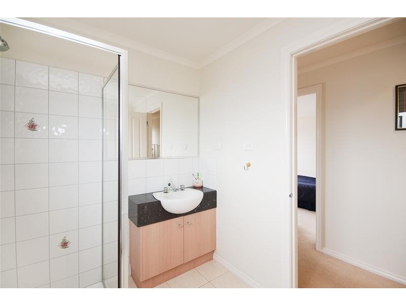 3/10 Governor Close, Tarneit VIC 3029