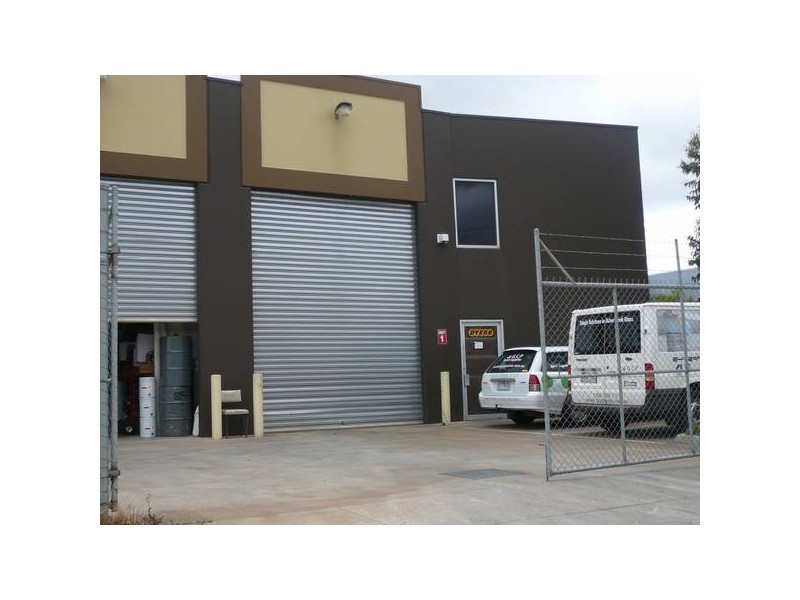 1/3 Everaise Court, Laverton North VIC 3026