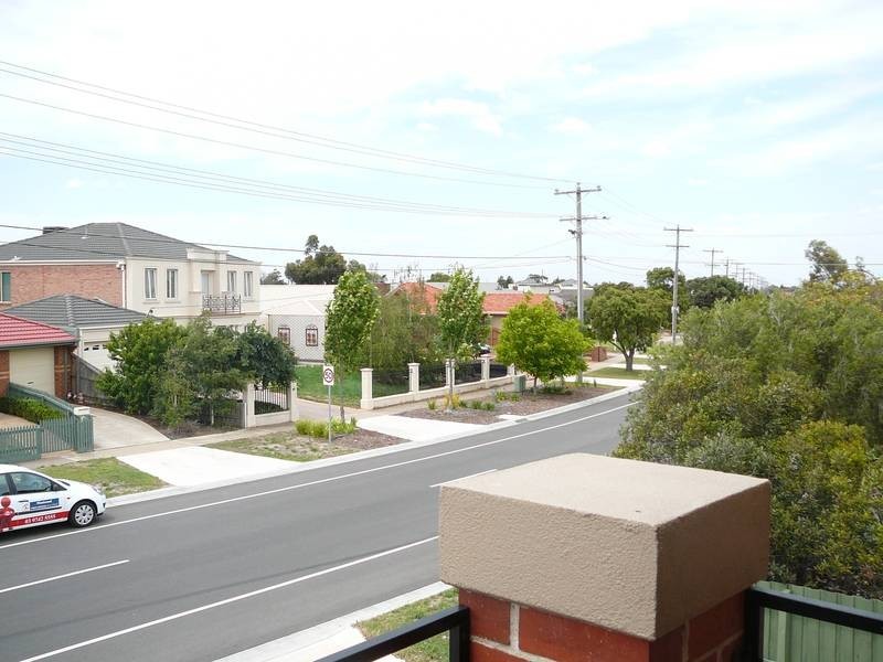 1/58 Sycamore Street, Hoppers Crossing VIC 3029