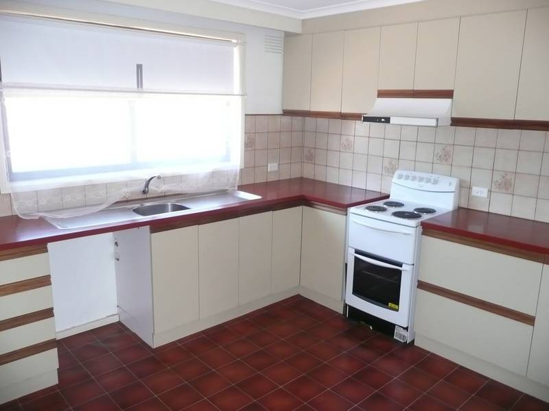 2/65 Morris Road, Hoppers Crossing VIC 3029