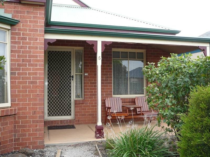 5 Clover Lane, Wyndham Vale VIC 3024