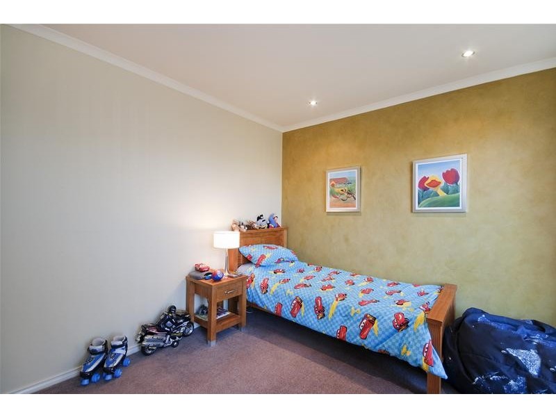 1/16 Anglia Court, Werribee VIC 3030