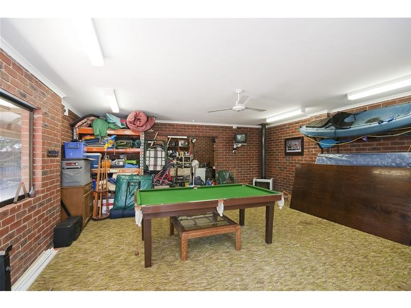 16 Lyall Drive, Werribee VIC 3030