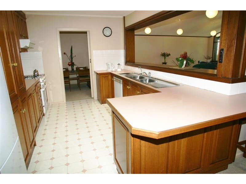 9 Rivett Avenue, Fulham Gardens SA 5024