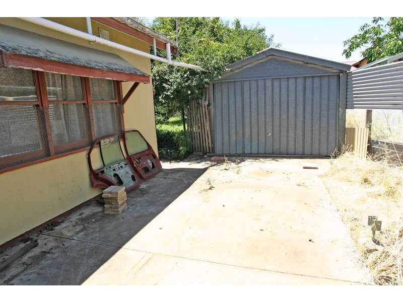 16 Owen Street, Woodville North SA 5012