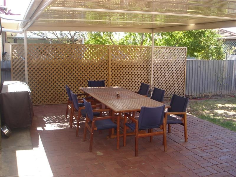 2 Moore Drive, Fulham Gardens SA 5024