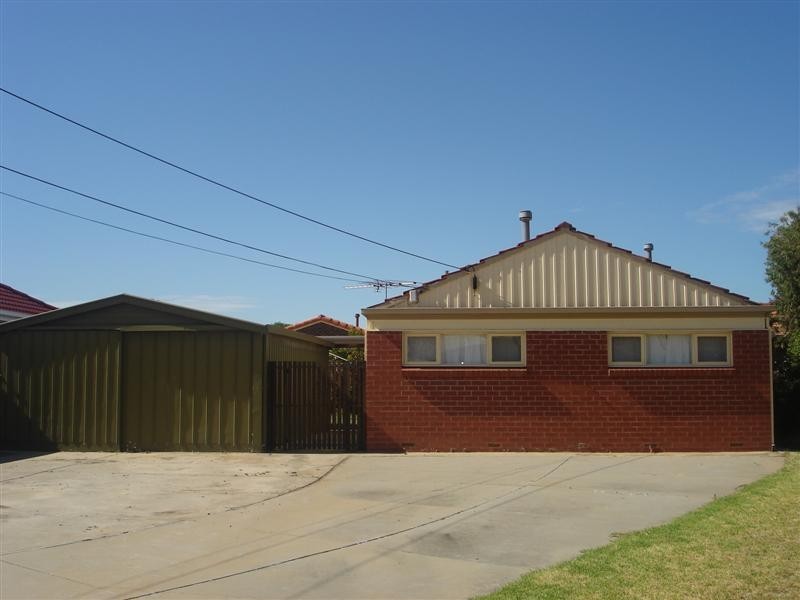 2 Moore Drive, Fulham Gardens SA 5024