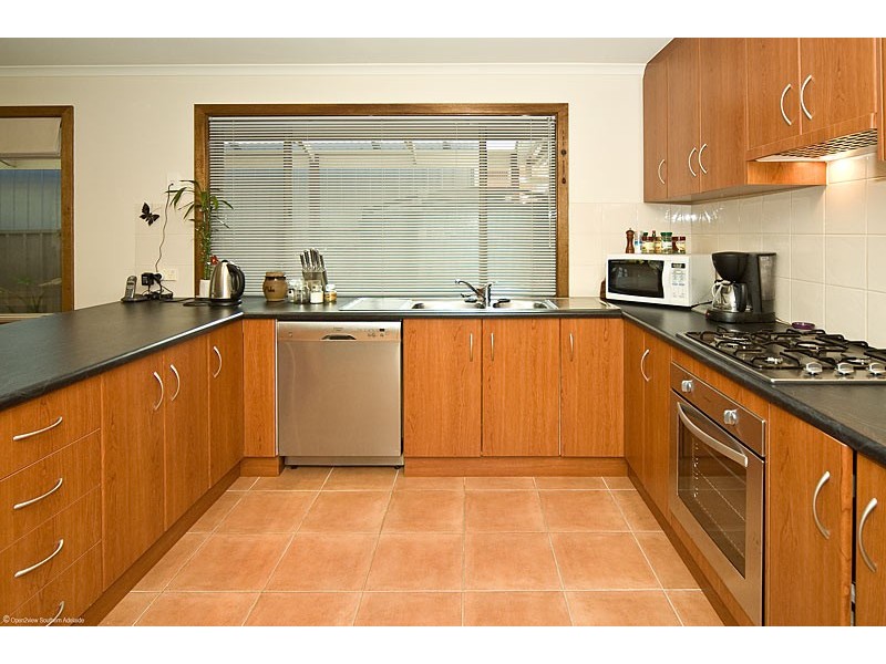 18 Byard Terrace, Mitchell Park SA 5043