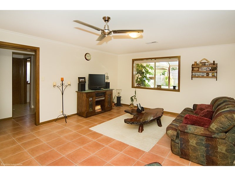 18 Byard Terrace, Mitchell Park SA 5043
