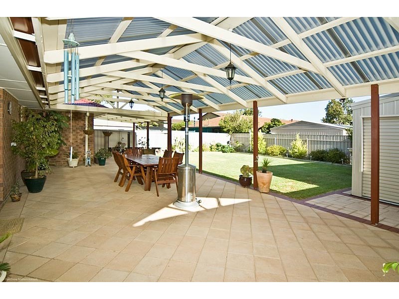 18 Byard Terrace, Mitchell Park SA 5043
