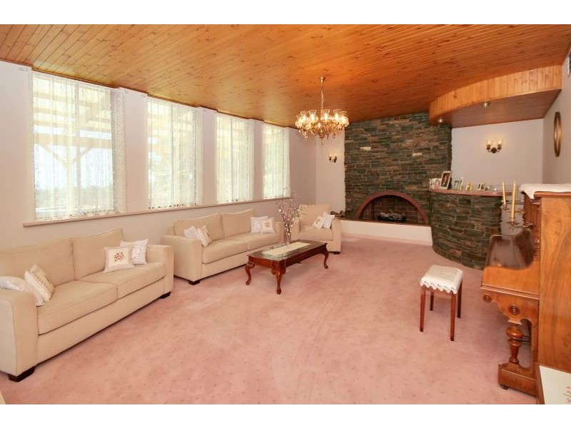 20 Waitara Road, Banksia Park SA 5091