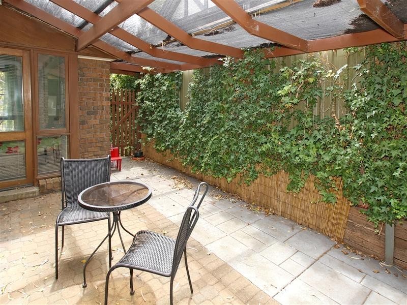 37 Horseshoe Drive, Aberfoyle Park SA 5159