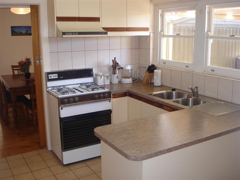 2 Moore Dve, Fulham Gardens SA 5024
