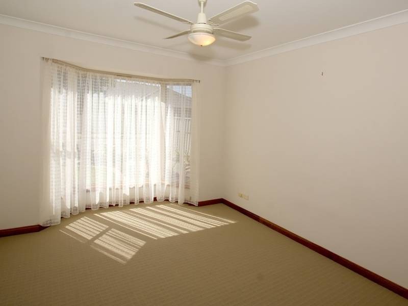 14 Rotorua Avenue, Park Holme SA 5043