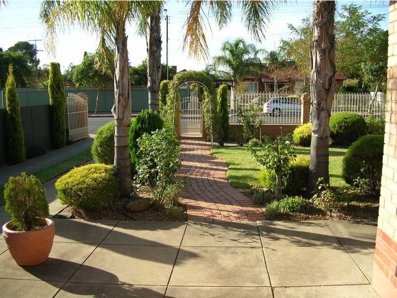 115 Raglan Avenue, South Plympton SA 5038