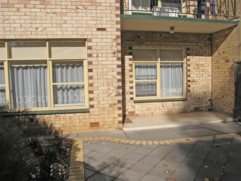 4/39 Aroha Terrace, Black Forest SA 5035