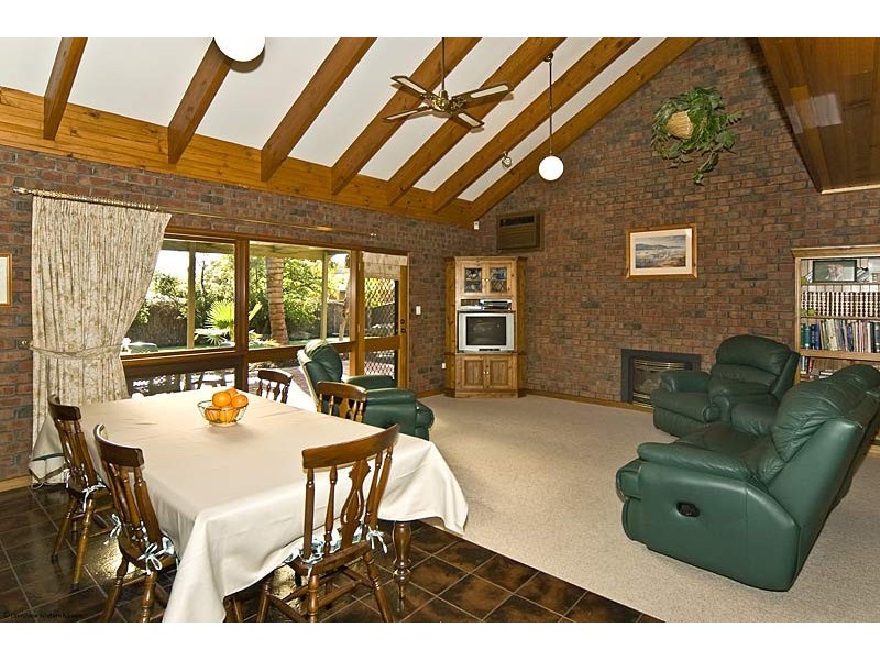 11 Pitcairn Grove, West Lakes SA 5021