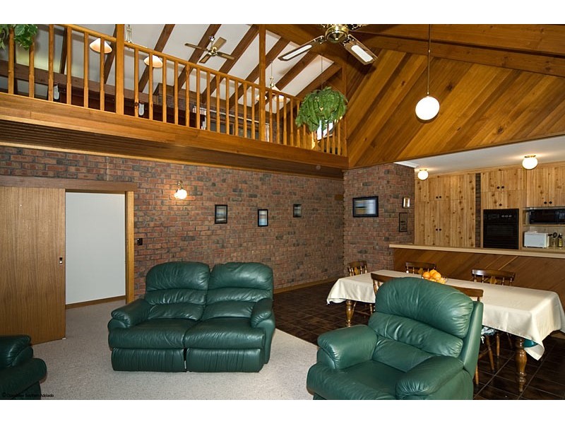 11 Pitcairn Grove, West Lakes SA 5021