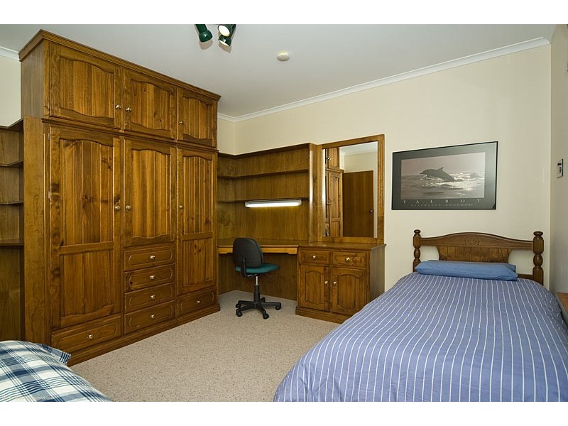 11 Pitcairn Grove, West Lakes SA 5021