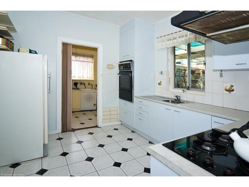5 Somers Street, North Brighton SA 5048