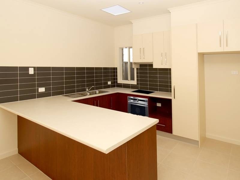 25 Burton Avenue, Park Holme SA 5043