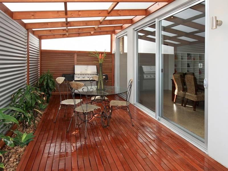 2b Barton Avenue, Kingston Park SA 5049