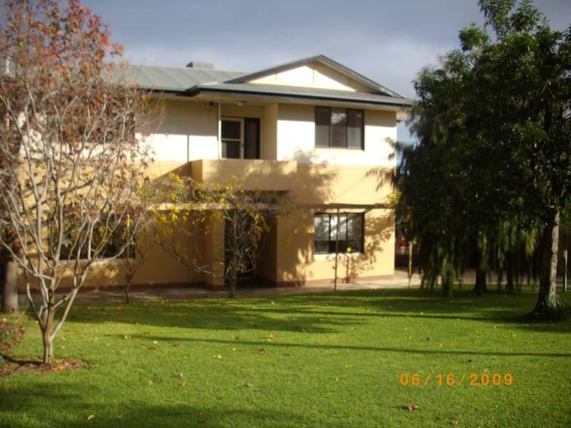 22 Brook St, Torrens Park SA 5062