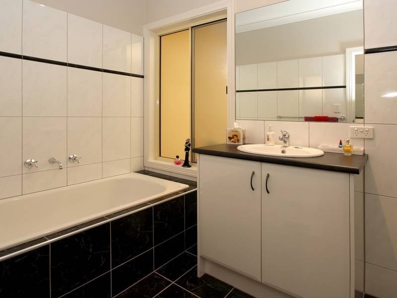 34 Tandanya Avenue, Grange SA 5022