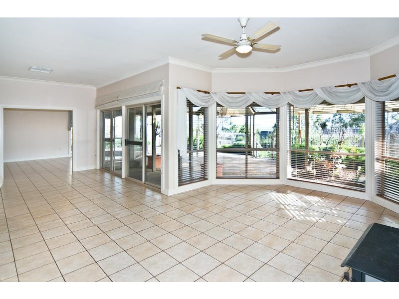 24 Coachwood Drive, Aberfoyle Park SA 5159