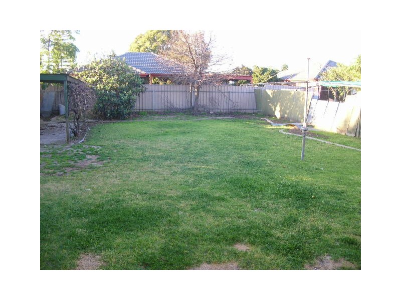 14 Inverell Avenue, North Plympton SA 5037