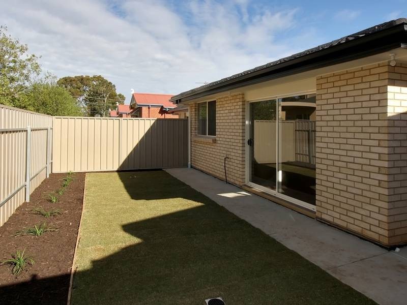 1a Winifred Avenue, Glandore SA 5037