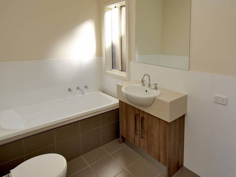 23 Burton Avenue, Park Holme SA 5043