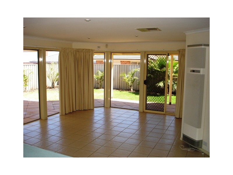 50 Karko Dve, Moana SA 5169