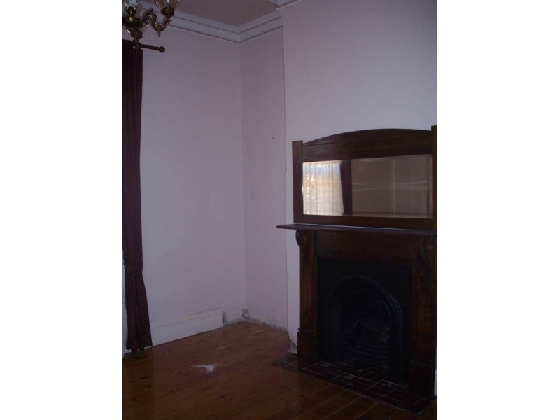 16 Nottingham Cres, Glandore SA 5037