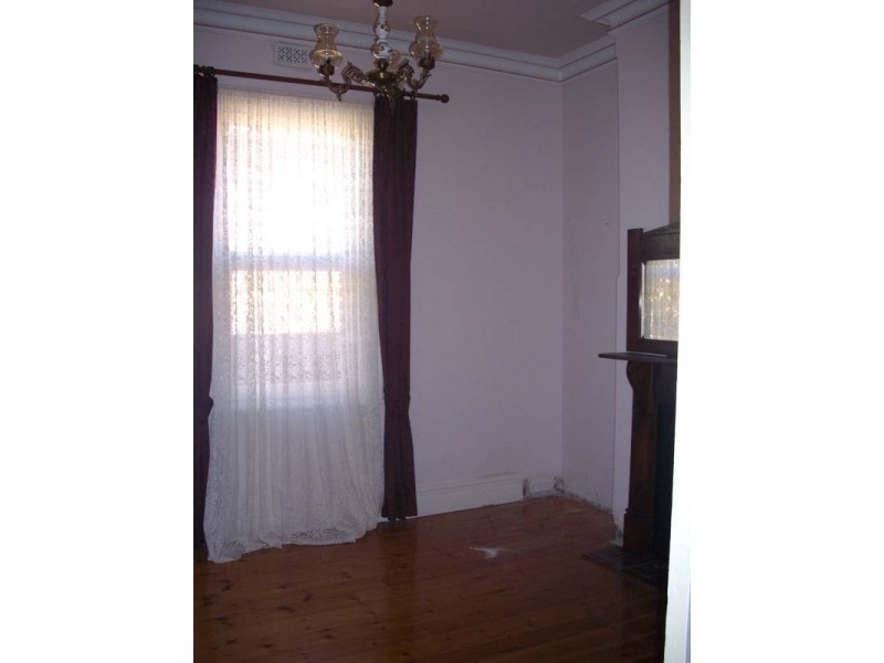 16 Nottingham Cres, Glandore SA 5037