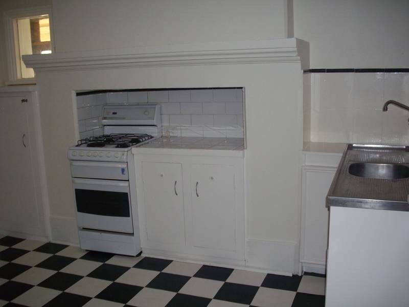 16 Nottingham Cres, Glandore SA 5037