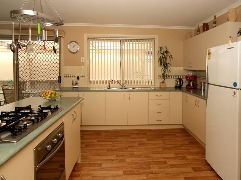 7 McFarlane Avenue, Mitchell Park SA 5043